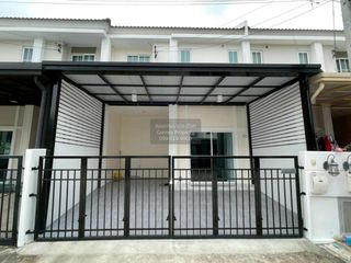 出租 4 卧室 联排别墅 在 Bang Phli, Samut Prakan