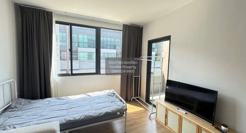 For rent 3 ベッドルーム townhouse in Saphan Sung, Bangkok