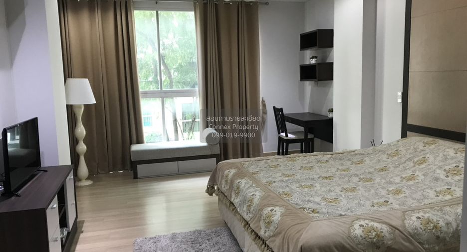 For rent 2 bedrooms condo in Pathum Wan, Bangkok