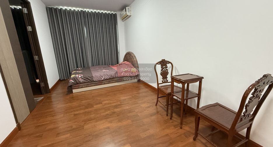 For rent 3 bedrooms condo in Bang Kho Laem, Bangkok