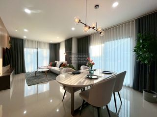 出租 4 卧室 独立屋 在 Bang Phli, Samut Prakan