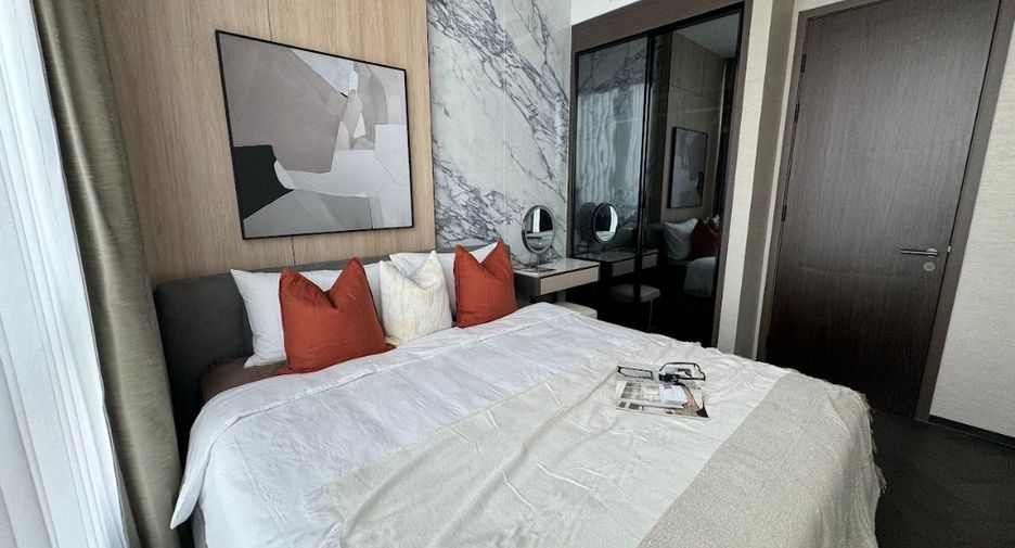 For rent 2 bedrooms condo in Khlong Toei, Bangkok
