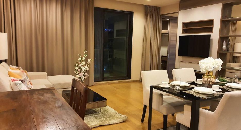 Condo en alquiler de 2 habitaciones en Sathon, Bangkok