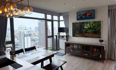 For rent 2 bedrooms condo in Watthana, Bangkok