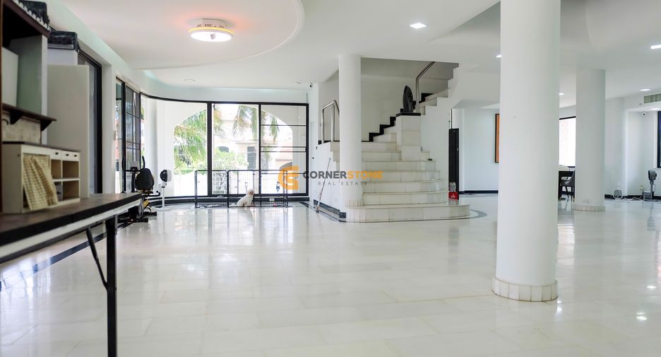 Casa en venta de 8 habitaciones en East Pattaya, Pattaya