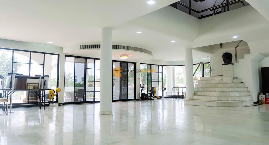 Casa en venta de 8 habitaciones en East Pattaya, Pattaya