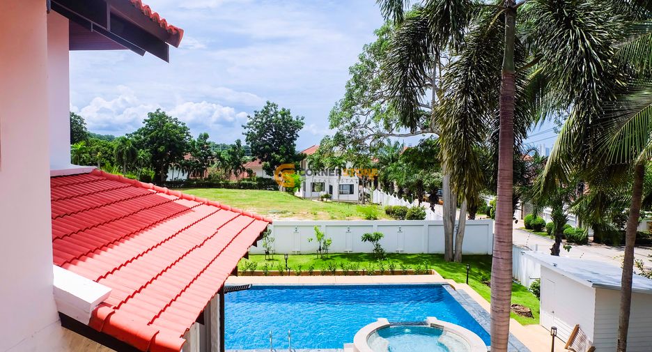Casa en venta de 8 habitaciones en East Pattaya, Pattaya