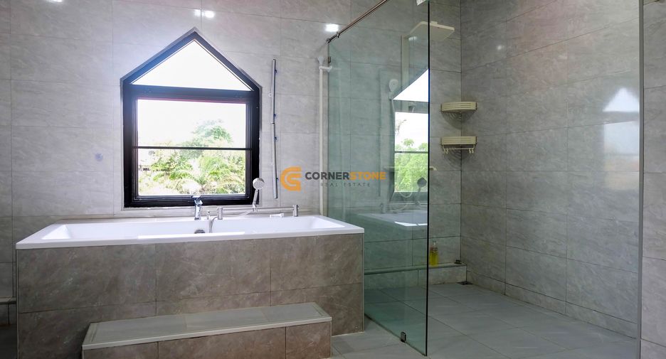 Casa en venta de 8 habitaciones en East Pattaya, Pattaya