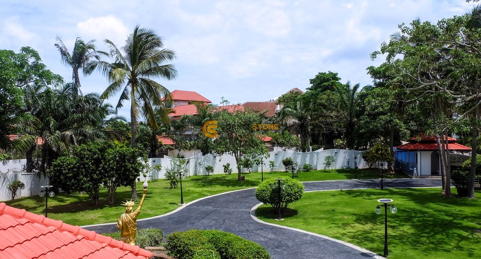 Casa en venta de 8 habitaciones en East Pattaya, Pattaya