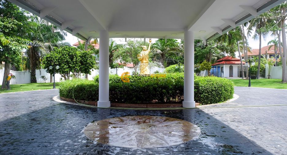 Casa en venta de 8 habitaciones en East Pattaya, Pattaya