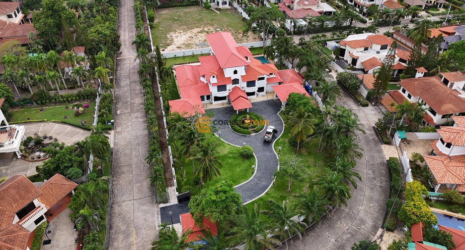 Casa en venta de 8 habitaciones en East Pattaya, Pattaya