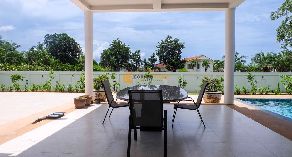 Casa en venta de 8 habitaciones en East Pattaya, Pattaya