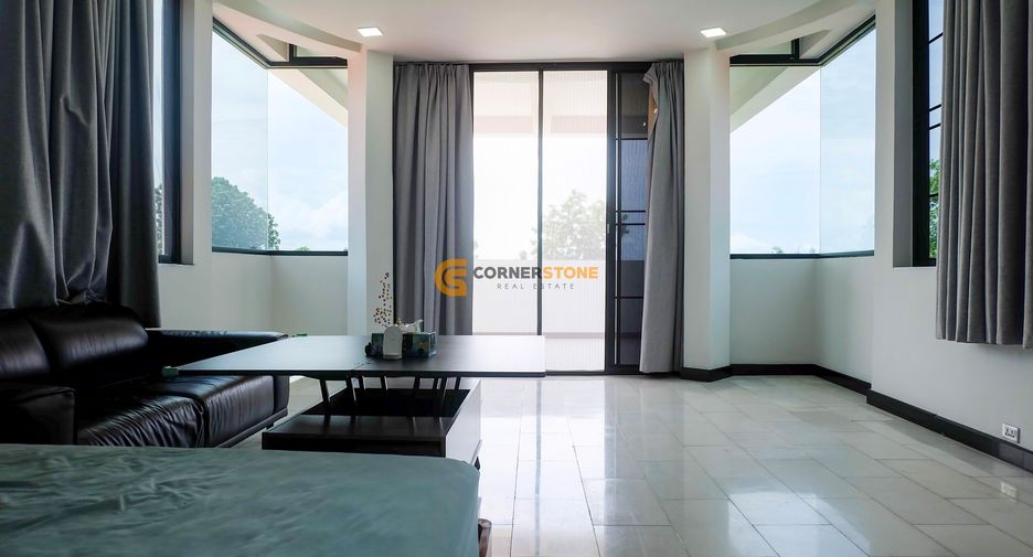 Casa en venta de 8 habitaciones en East Pattaya, Pattaya