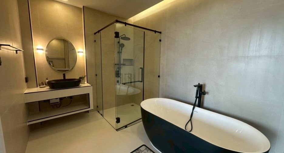 Condo en venta de 2 habitaciones en North Pattaya, Pattaya