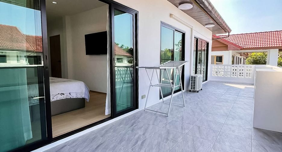 For sale 3 bedrooms house in Sattahip, Chonburi