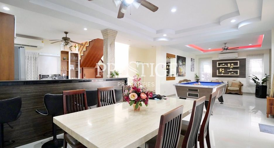 For rent 6 bedrooms house in Bang Lamung, Chonburi