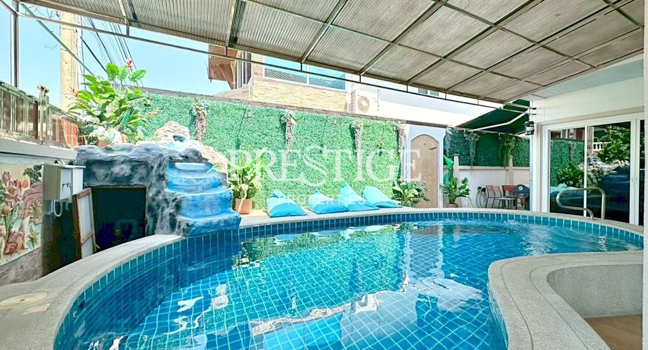 For rent 6 bedrooms house in Bang Lamung, Chonburi
