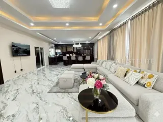 À louer 7 chambres maison à Bang Lamung, Chonburi