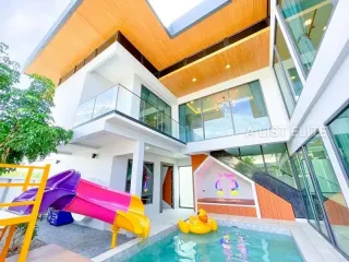 For Rent 4 Bedroom House In Bang Lamung, Chonburi