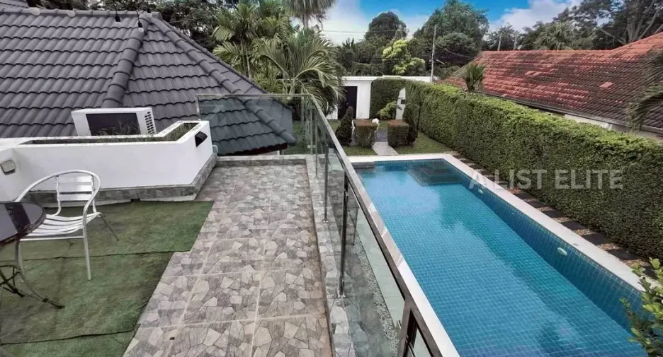 Haus zur Miete mit 4 Zimmer in Bang Lamung, Chonburi