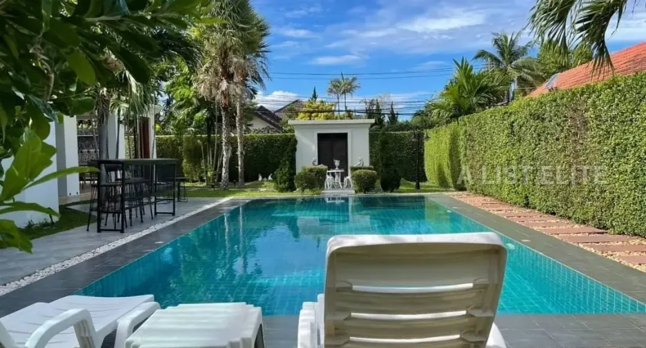 Haus zur Miete mit 4 Zimmer in Bang Lamung, Chonburi