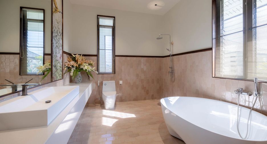 For sale 5 ベッドルーム house in Saraphi, Chiang Mai