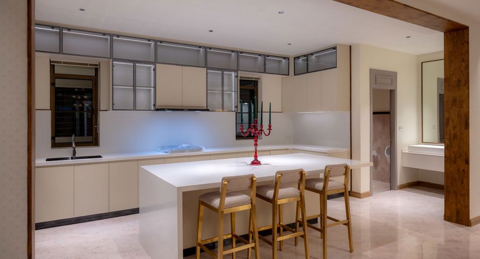 For sale 5 ベッドルーム house in Saraphi, Chiang Mai