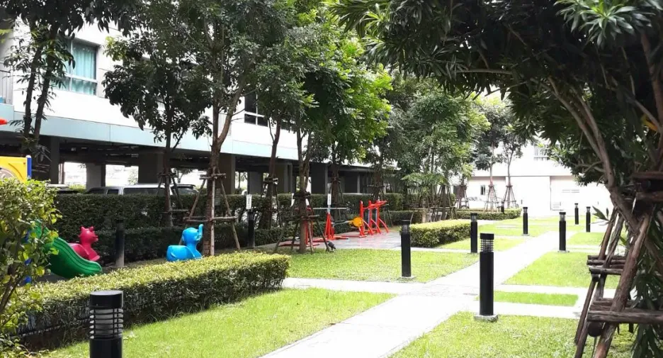 For sale studio condo in Suan Luang, Bangkok