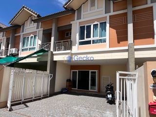 Haus zur Miete und zum Kauf mit 3 Zimmer in Bang Lamung, Chonburi