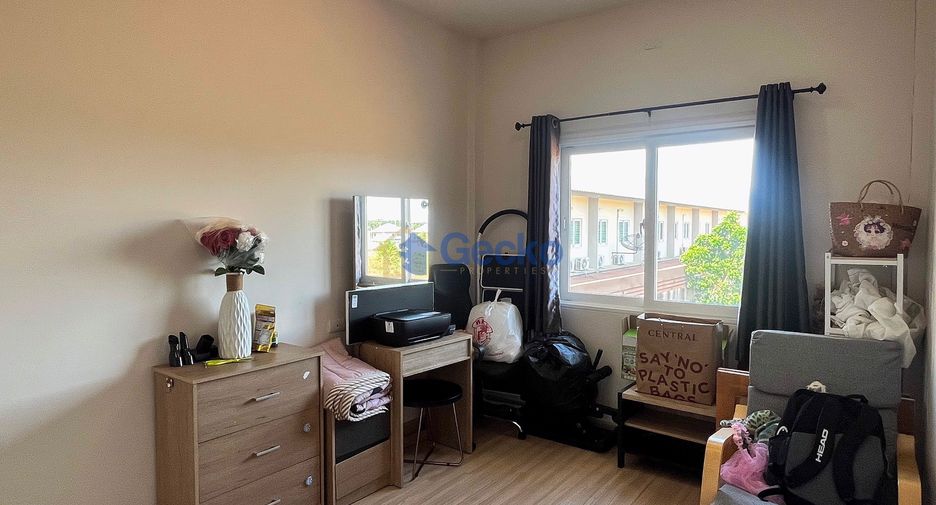 For rent and for sale 3 bedrooms house in Bang Lamung, Chonburi