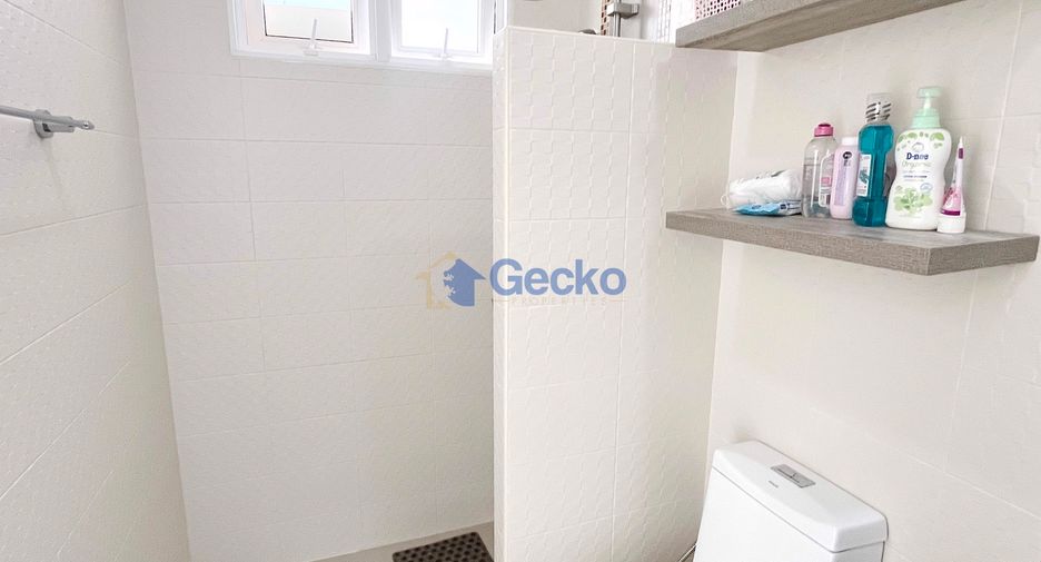 For rent and for sale 3 bedrooms house in Bang Lamung, Chonburi