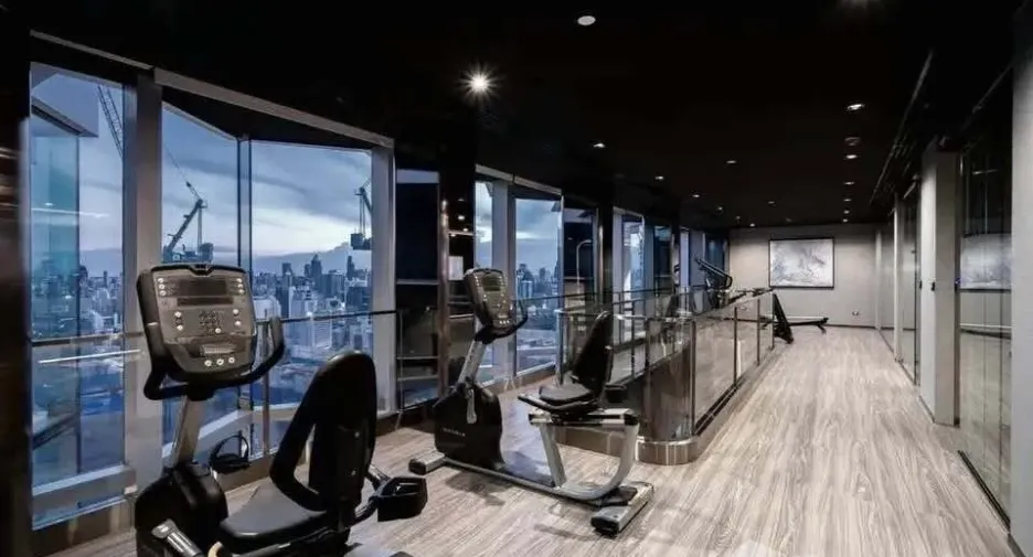 For rent 2 ベッドルーム condo in Huai Khwang, Bangkok
