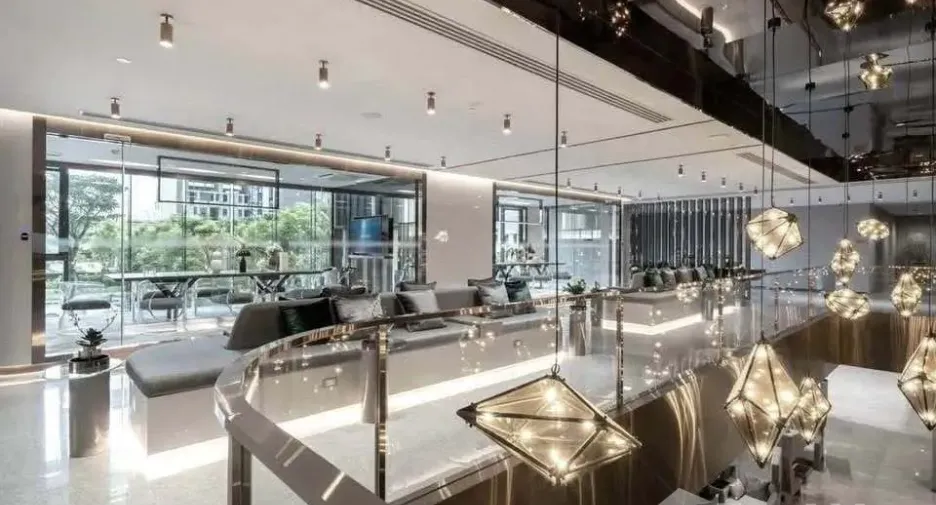 For rent 2 ベッドルーム condo in Huai Khwang, Bangkok