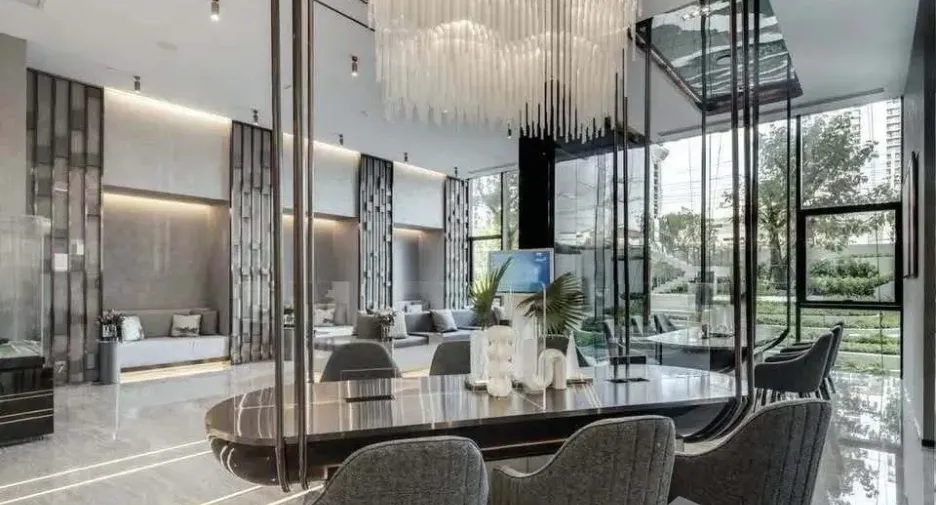 For rent 2 ベッドルーム condo in Huai Khwang, Bangkok