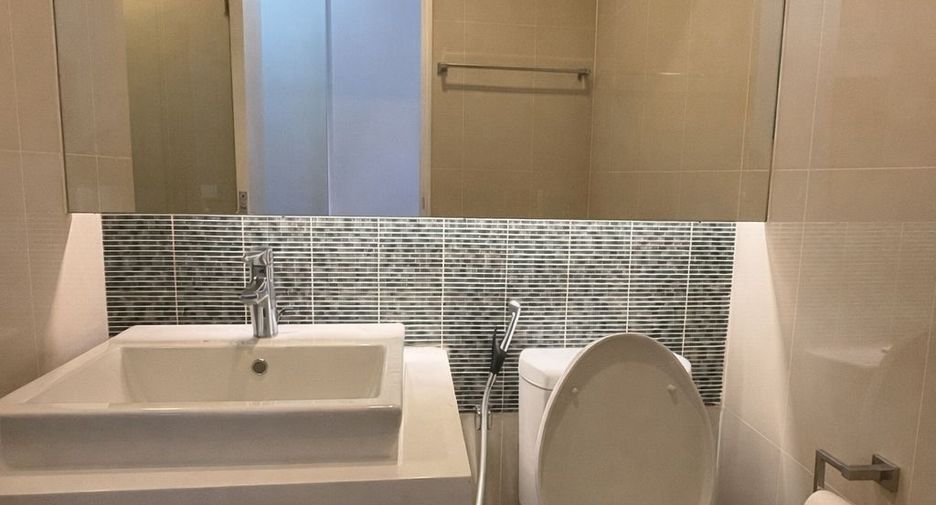 For rent 1 bed condo in Ratchathewi, Bangkok