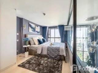 For rent 2 bedrooms condo in Sathon, Bangkok