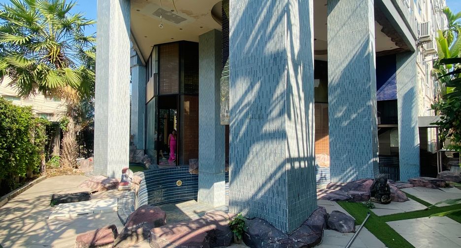 Local comercial en venta de 195 habitaciones en Bang Lamung, Chonburi