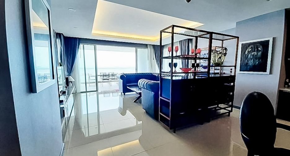 For sale 3 bedrooms condo in Jomtien, Pattaya