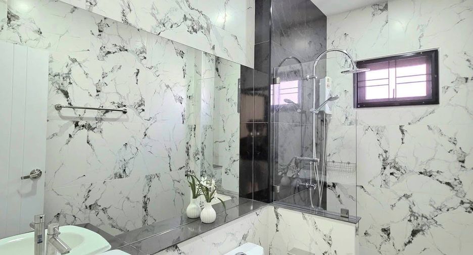 Wohnung zum Kauf mit 3 Zimmer in Bang Lamung, Chonburi