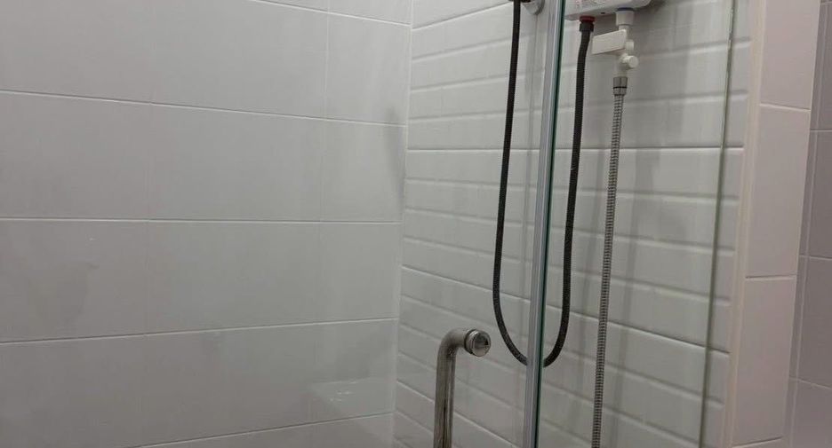 For rent 1 bed condo in Thon Buri, Bangkok