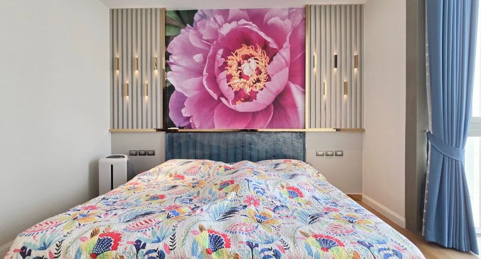 For sale 3 bedrooms condo in Khlong San, Bangkok