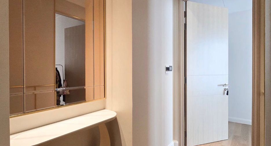 For sale 3 bedrooms condo in Khlong San, Bangkok