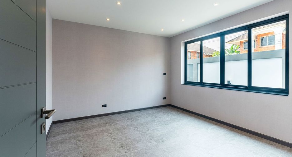 À vendre 4 chambres maison à Mueang Chiang Mai, Chiang Mai