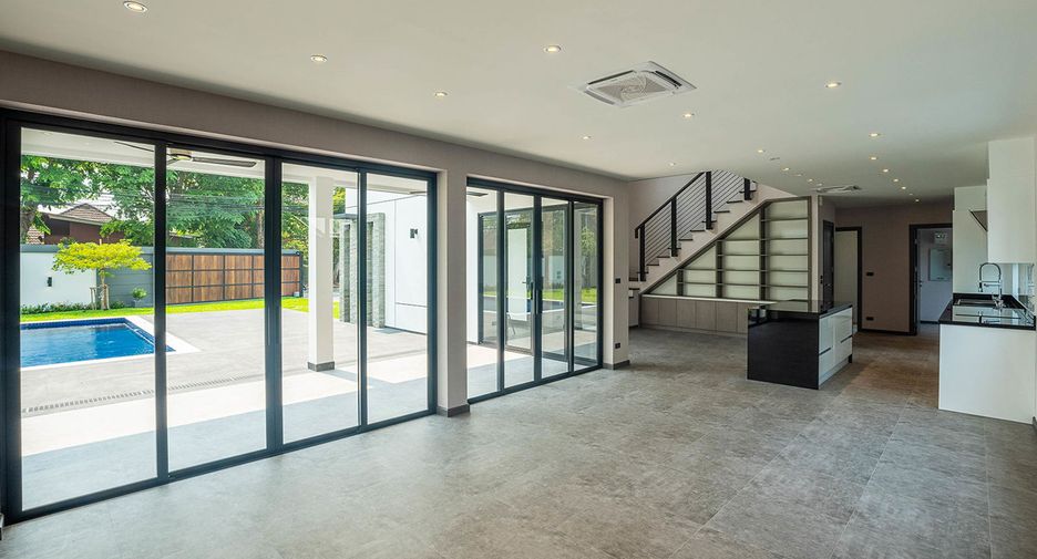 À vendre 4 chambres maison à Mueang Chiang Mai, Chiang Mai