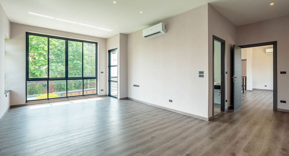 À vendre 4 chambres maison à Mueang Chiang Mai, Chiang Mai