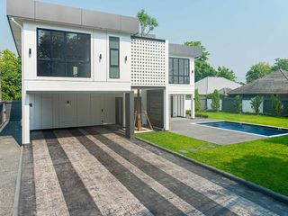For sale 4 bedrooms house in Mueang Chiang Mai, Chiang Mai