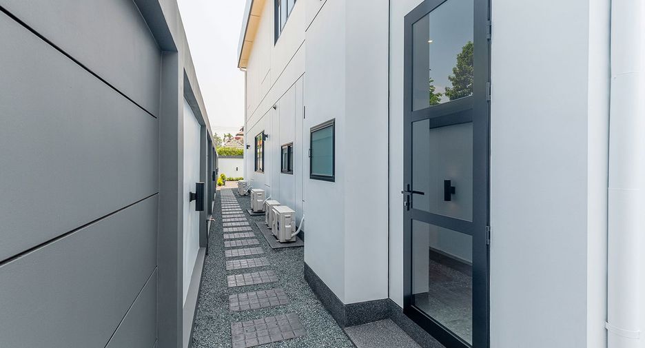À vendre 4 chambres maison à Mueang Chiang Mai, Chiang Mai