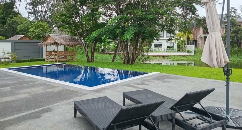For sale 4 bedrooms house in Mueang Chiang Mai, Chiang Mai