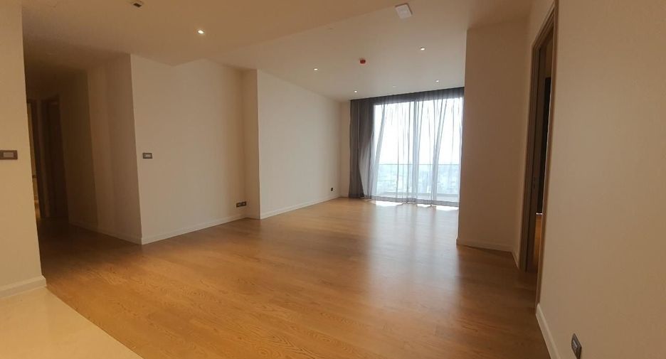 Wohnung zum Kauf mit 3 Zimmer in Khlong San, Bangkok