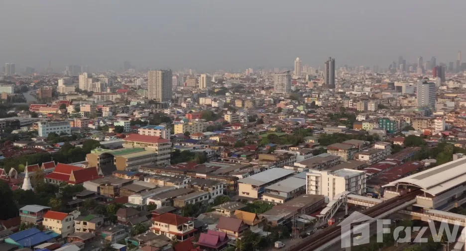 For rent 2 bedrooms condo in Thon Buri, Bangkok